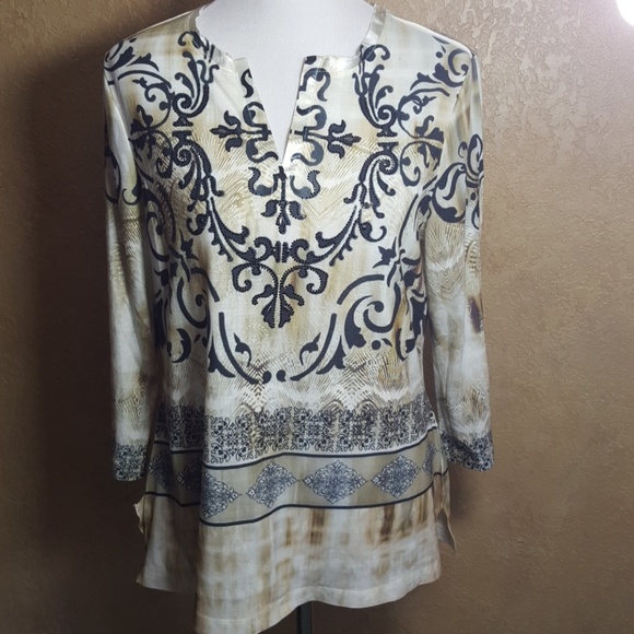 B.L.E.U. Tops - B.L.E.U. Top